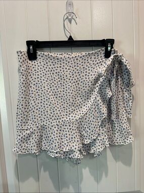 Forever 21 White Floral Wrap Skort with Blue Print